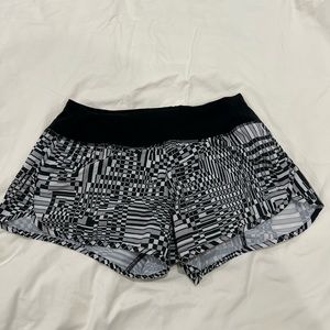 Nike flowy shorts